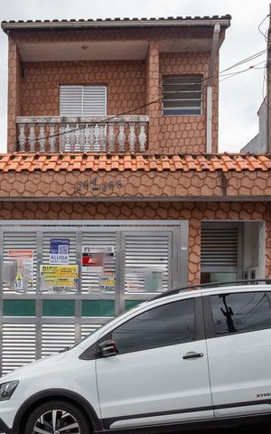 Casa para alugar com 319m², 6 quartos e 1 vagaFachada