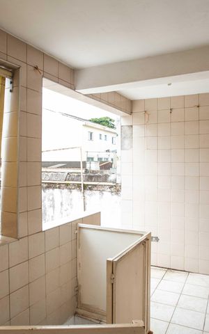 Casa para alugar com 319m², 6 quartos e 1 vagaÁrea de Serviço
