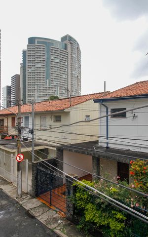 Casa à venda com 160m², 3 quartos e 1 vaga Casa à venda com 160m², 3 quartos e 1 vagaVista da Varanda do Quarto 2