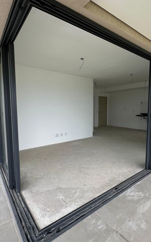 Apartamento à venda com 120m², 3 quartos e 2 vagas Apartamento à venda com 120m², 3 quartos e 2 vagasVaranda