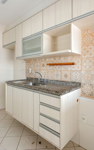 Apartamento à venda com 100m², 2 quartos e 1 vaga Apartamento à venda com 100m², 2 quartos e 1 vagaCozinha