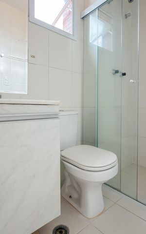 Apartamento à venda com 100m², 2 quartos e 1 vaga Apartamento à venda com 100m², 2 quartos e 1 vagaBanheiro da Suíte