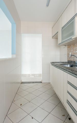 Apartamento à venda com 100m², 2 quartos e 1 vaga Apartamento à venda com 100m², 2 quartos e 1 vagaCozinha