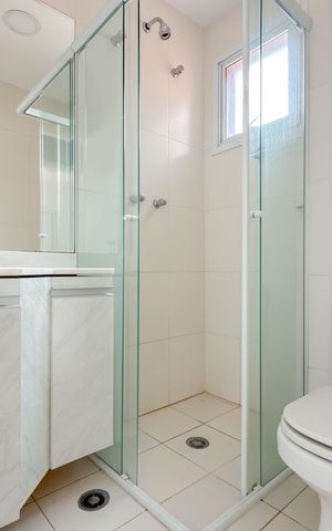 Apartamento à venda com 100m², 2 quartos e 1 vaga Apartamento à venda com 100m², 2 quartos e 1 vagaBanheiro Social
