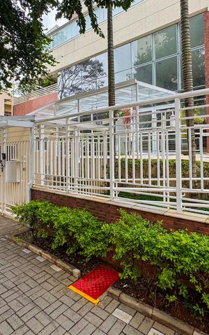Apartamento à venda com 100m², 2 quartos e 1 vaga Apartamento à venda com 100m², 2 quartos e 1 vagaFachada