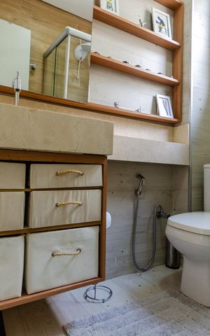 Apartamento à venda com 93m², 3 quartos e 2 vagas Apartamento à venda com 93m², 3 quartos e 2 vagasBanheiro