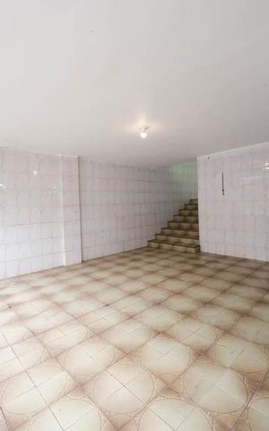 Casa à venda com 146m², 3 quartos e 2 vagasGaragem