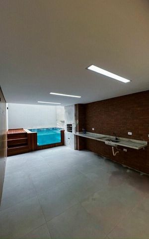 Casa à venda com 197m², 3 quartos e 3 vagas