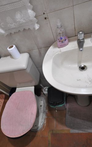 Casa à venda com 72m², 1 quarto e sem vagaBanheiro