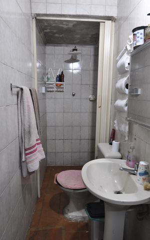 Casa à venda com 72m², 1 quarto e sem vagaBanheiro