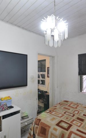 Casa à venda com 72m², 1 quarto e sem vagaQuarto