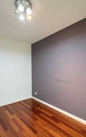 Apartamento para alugar com 180m², 3 quartos e 3 vagas Apartamento para alugar com 180m², 3 quartos e 3 vagasEscritório