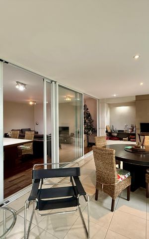 Apartamento para alugar com 180m², 3 quartos e 3 vagas Apartamento para alugar com 180m², 3 quartos e 3 vagasVaranda
