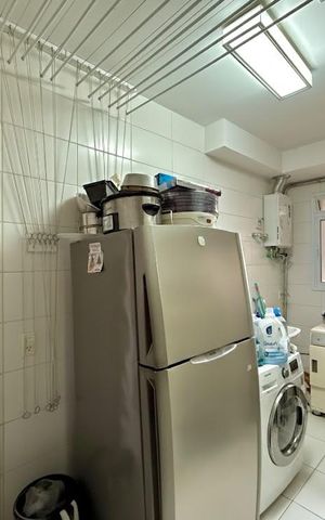 Apartamento para alugar com 180m², 3 quartos e 3 vagas Apartamento para alugar com 180m², 3 quartos e 3 vagasÁrea de Serviço