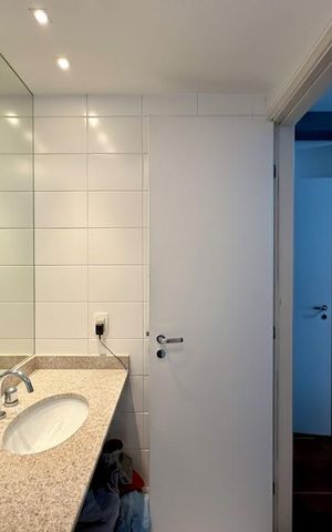 Apartamento para alugar com 180m², 3 quartos e 3 vagas Apartamento para alugar com 180m², 3 quartos e 3 vagasBanheiro Suíte 1
