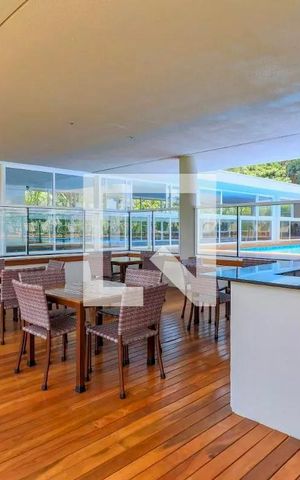 Apartamento para alugar com 180m², 3 quartos e 3 vagas Apartamento para alugar com 180m², 3 quartos e 3 vagasBar Piscina