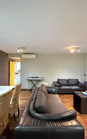 Apartamento para alugar com 180m², 3 quartos e 3 vagas Apartamento para alugar com 180m², 3 quartos e 3 vagasSala