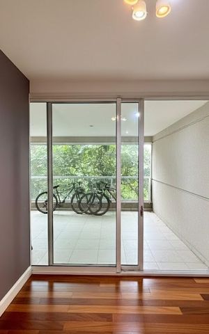 Apartamento para alugar com 180m², 3 quartos e 3 vagas Apartamento para alugar com 180m², 3 quartos e 3 vagasEscritório