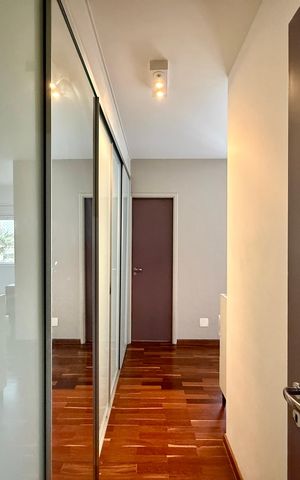 Apartamento para alugar com 180m², 3 quartos e 3 vagas Apartamento para alugar com 180m², 3 quartos e 3 vagasCloset Suíte 2