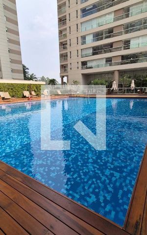 Apartamento para alugar com 180m², 3 quartos e 3 vagas Apartamento para alugar com 180m², 3 quartos e 3 vagasPiscina