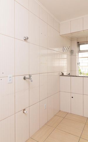 Apartamento à venda com 74m², 2 quartos e 1 vaga Apartamento à venda com 74m², 2 quartos e 1 vagaCozinha e Área de Serviço
