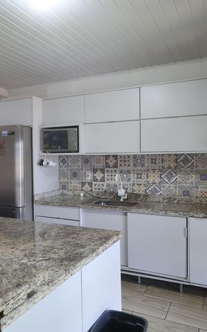 Casa à venda com 234m², 4 quartos e 2 vagasCozinha