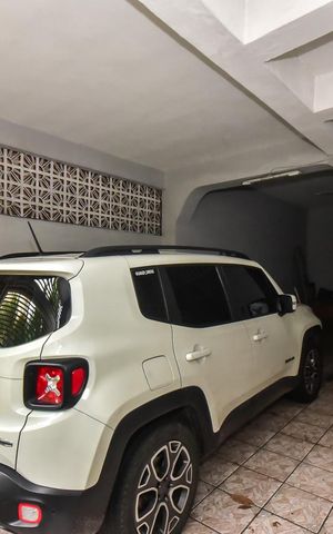 Casa à venda com 200m², 3 quartos e 3 vagasGaragem