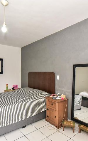 Casa à venda com 200m², 3 quartos e 3 vagasSuíte