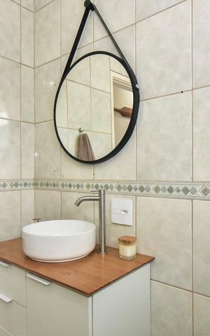 Casa à venda com 200m², 3 quartos e 3 vagasBanheiro