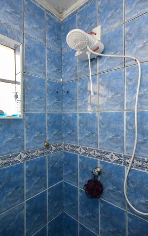 Casa à venda com 200m², 3 quartos e 3 vagasChuveiro da Suíte