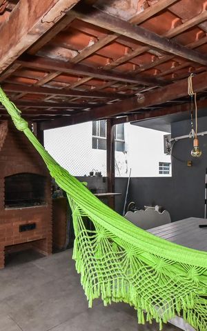 Casa à venda com 200m², 3 quartos e 3 vagasVaranda do Quarto 2