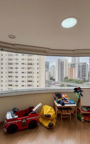 Apartamento à venda com 115m², 3 quartos e 3 vagas Apartamento à venda com 115m², 3 quartos e 3 vagasSacada