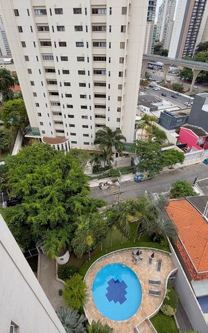 Apartamento à venda com 115m², 3 quartos e 3 vagas Apartamento à venda com 115m², 3 quartos e 3 vagasVista