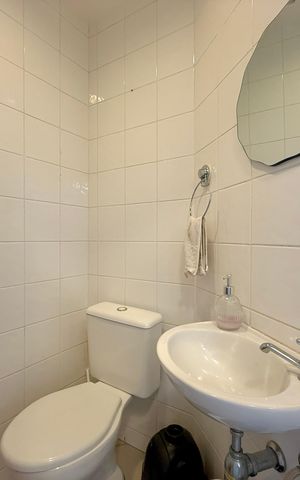 Apartamento à venda com 115m², 3 quartos e 3 vagas Apartamento à venda com 115m², 3 quartos e 3 vagasBanheiro de Serviço