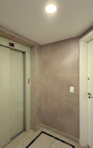 Apartamento à venda com 115m², 3 quartos e 3 vagas Apartamento à venda com 115m², 3 quartos e 3 vagasHall Social Apartamento
