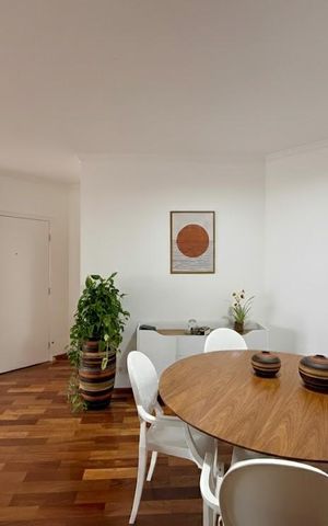 Apartamento à venda com 115m², 3 quartos e 3 vagas Apartamento à venda com 115m², 3 quartos e 3 vagasSala