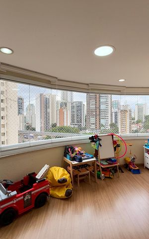 Apartamento à venda com 115m², 3 quartos e 3 vagas Apartamento à venda com 115m², 3 quartos e 3 vagasSacada