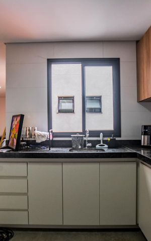 Apartamento à venda com 106m², 2 quartos e 2 vagas Apartamento à venda com 106m², 2 quartos e 2 vagasCozinha