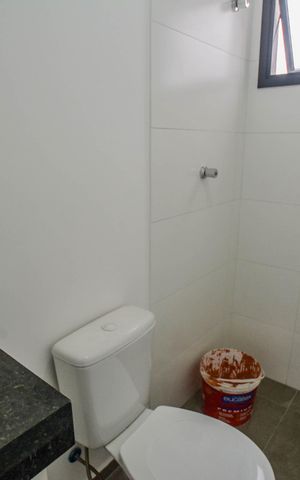 Apartamento à venda com 106m², 2 quartos e 2 vagas Apartamento à venda com 106m², 2 quartos e 2 vagasBanheiro Social