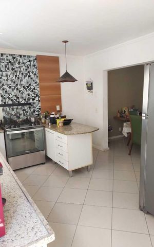Casa à venda com 151m², 3 quartos e 2 vagas