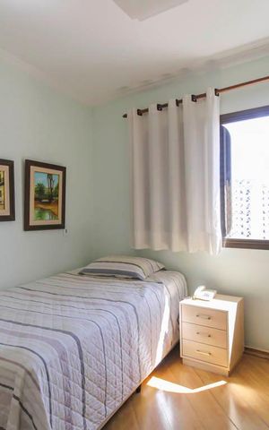 Apartamento à venda com 144m², 4 quartos e 2 vagas