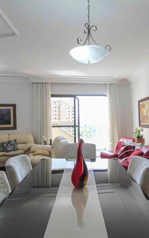 Apartamento à venda com 144m², 4 quartos e 2 vagas
