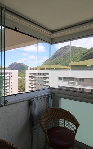 Apartamento à venda com 66m², 2 quartos e 1 vagaSala - Varanda