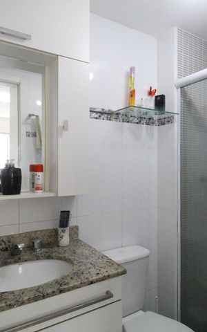 Apartamento à venda com 66m², 2 quartos e 1 vagaBanheiro da suíte