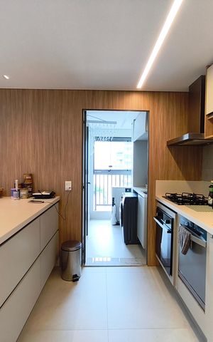 Apartamento à venda com 116m², 2 quartos e 2 vagas Apartamento à venda com 116m², 2 quartos e 2 vagasCozinha