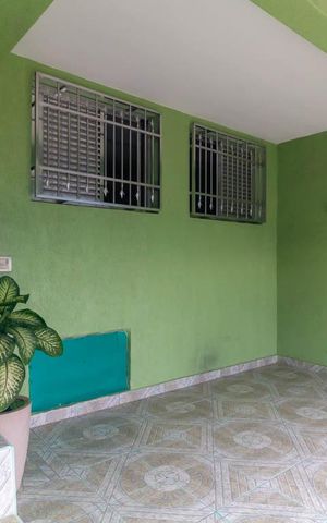 Casa à venda com 120m², 3 quartos e 2 vagas Casa à venda com 120m², 3 quartos e 2 vagasGaragem