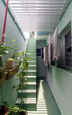 Casa à venda com 120m², 3 quartos e 2 vagas Casa à venda com 120m², 3 quartos e 2 vagasCorredor