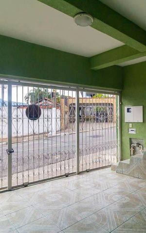 Casa à venda com 120m², 3 quartos e 2 vagas Casa à venda com 120m², 3 quartos e 2 vagasGaragem