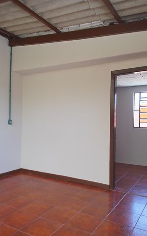 Casa à venda com 600m², 2 quartos e 1 vagaEscritório