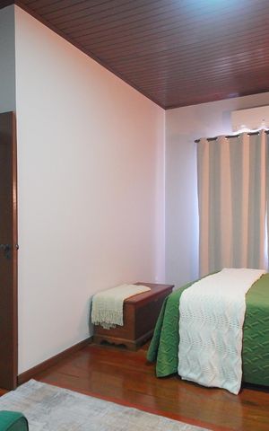 Casa à venda com 600m², 2 quartos e 1 vagaSuíte